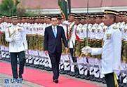 李克强出席马总理的欢迎仪式